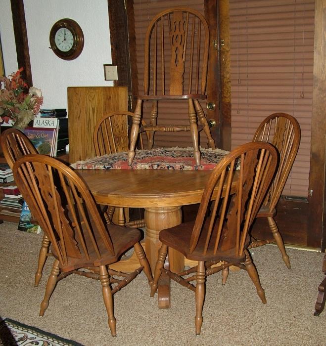 Oak pedestal Table with leaf & 6 Windsor back chairs
