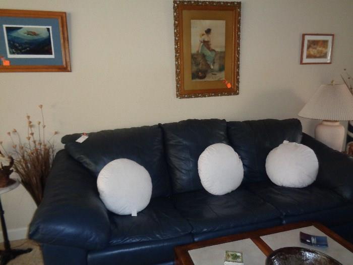 leather sofa, reclines