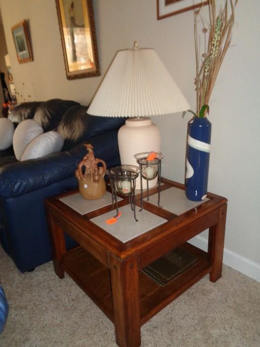 assorted small tables & lamps