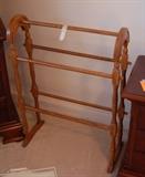 ANOTHER QUILT RACK