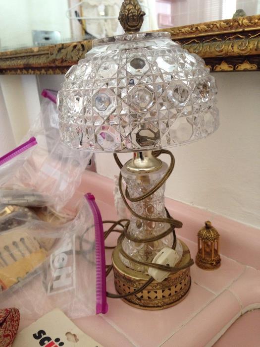many crystal lamps, various sizes, some antique lusters