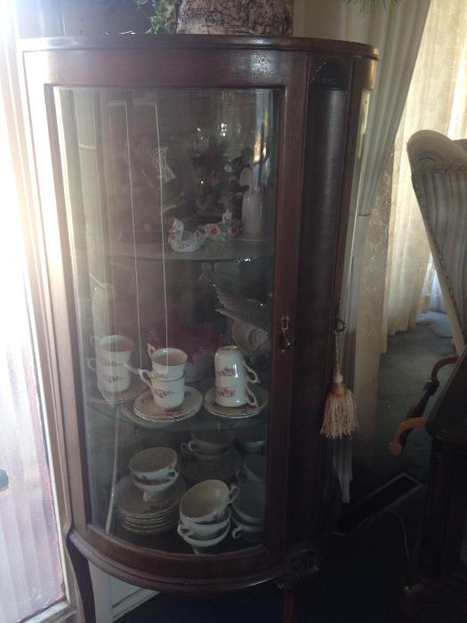 tea cup collection, vintage china display cabinet