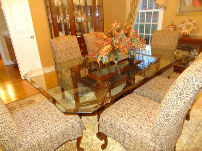 Pennsylvania House beveled Glass Top Dining Room Table with carved Mahogany Base - 44"W X 30"H X 68D  