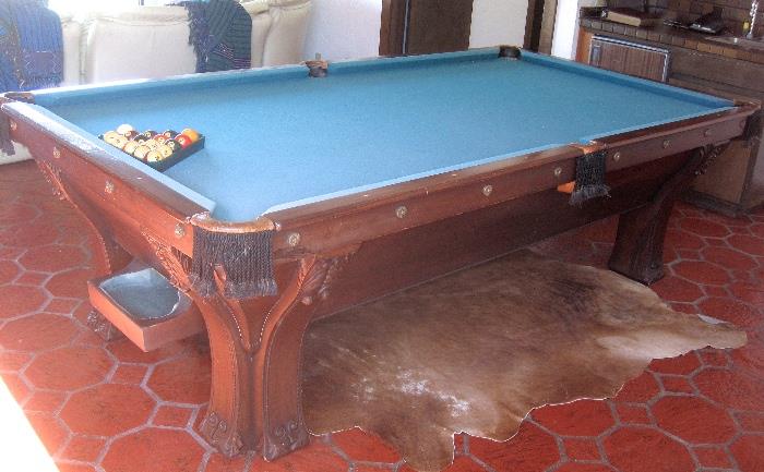 MASTER POOL TABLE  SOLD BY PACIFIC BILLIARD TABLE CO