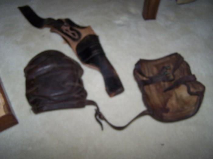 OLD LEATHER HOLSTER & KNEE PADS