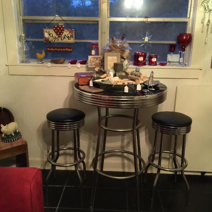  chrome & black tall table and two stools, misc small items