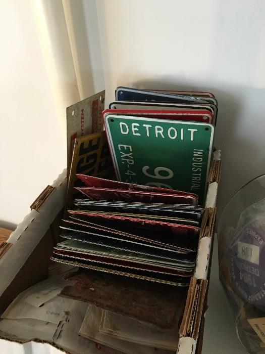 A real nice lot of Detroit vendor/junk/vender plates