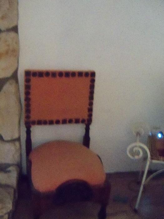 SMALL ASIAN CHAIR