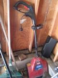 Toro snow shovel