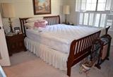 King size sleigh bed