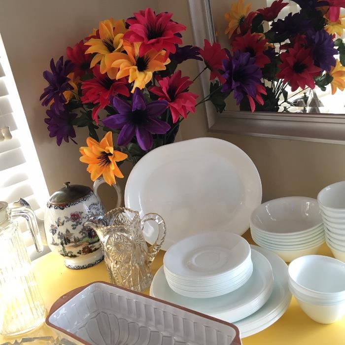 Corelle dishes, and lots of them!