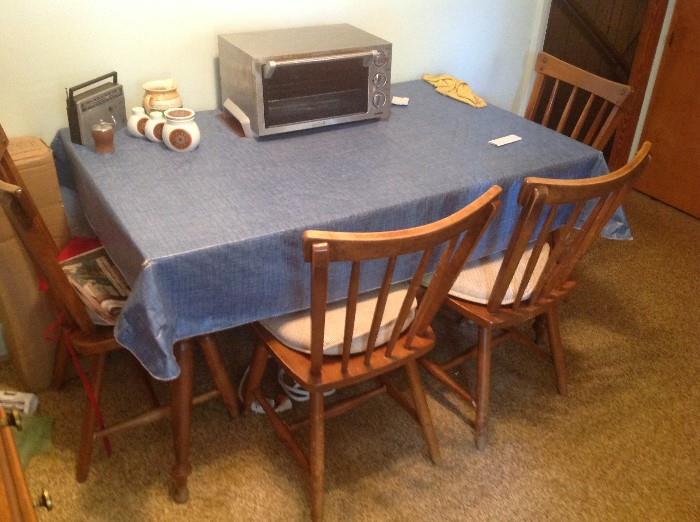 Kitchen Table / 4 Chairs $ 140.00