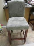 4 BAR STOOLS