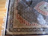 Oriental rug (ca 5 X 7)
