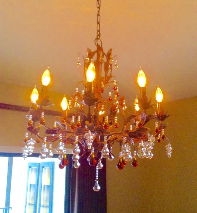 Impressive Venetian glass chandelier from Z Galerie
