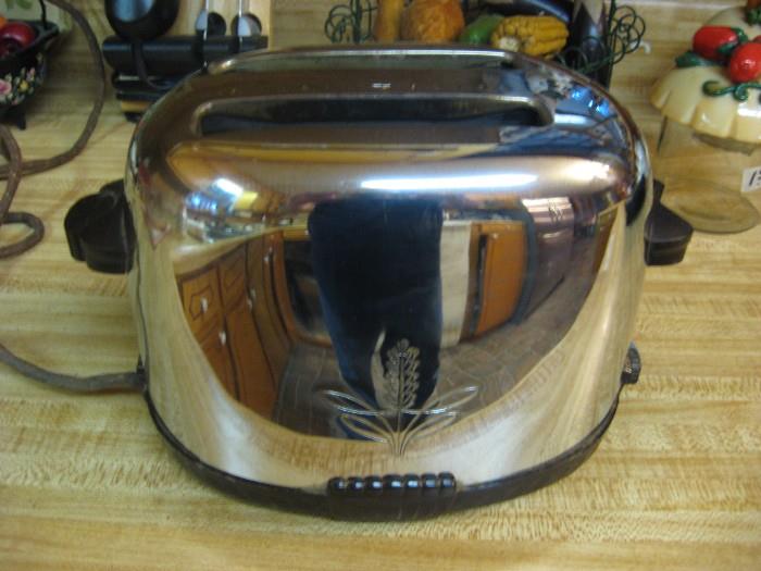 Vintage G E toaster works