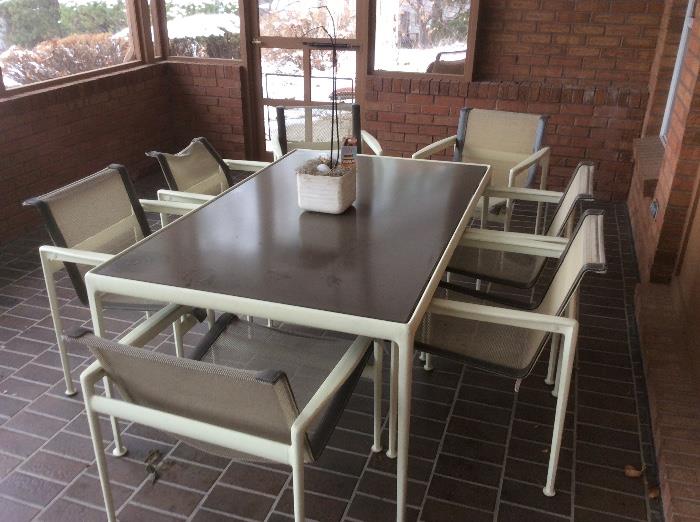 RICHARD SCHULTZ OUTDOOR DINING TABLE AND CHAIRS