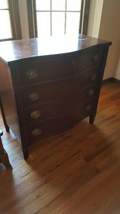 Solid wood dresser, all furniture is priced to sell, everything must go by Sunday at 2 pm!