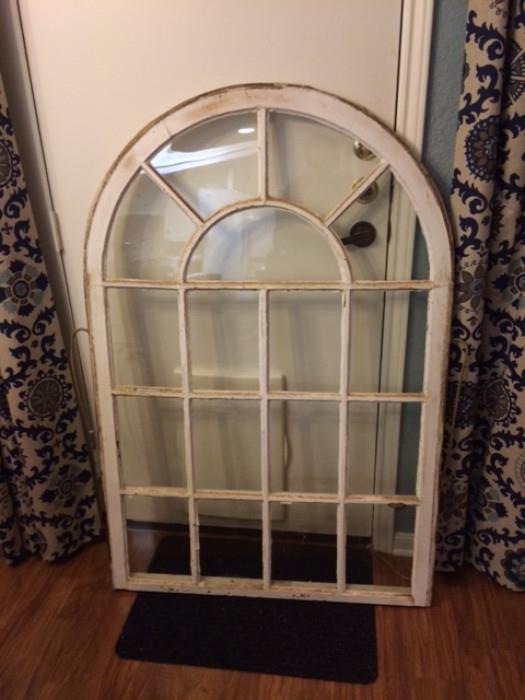 Great curved window panes have 2