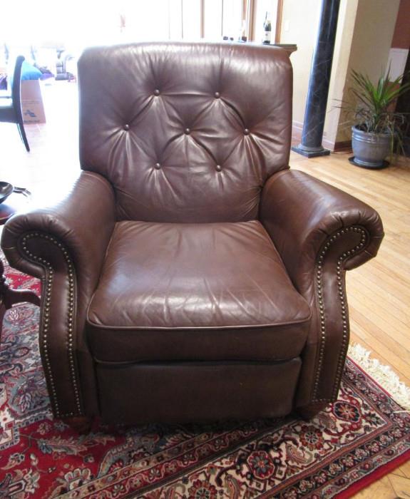 LEATHER LOUNGE / RECLINER