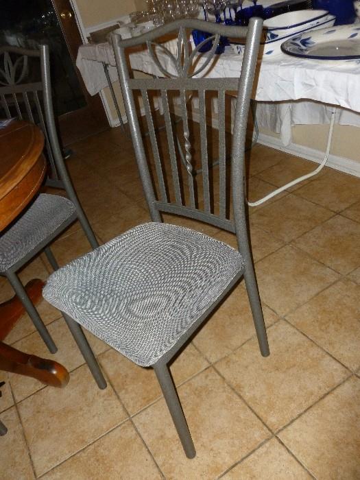 There are 4 of these neat chairs