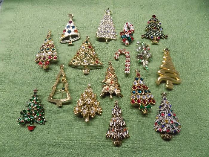 collection of vintage Christmas tree/Holiday pins
