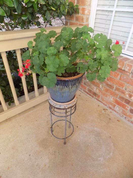 stoneware planter and plant stand