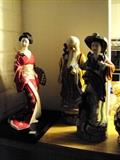 Oriental figurines