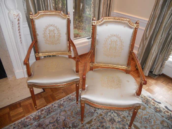 Pair of chairs - silk fabric