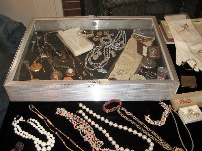Vintage Jewelry and gloves