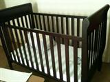 Graco traditional baby bed, used 10-12 times (was at Grandma's house)