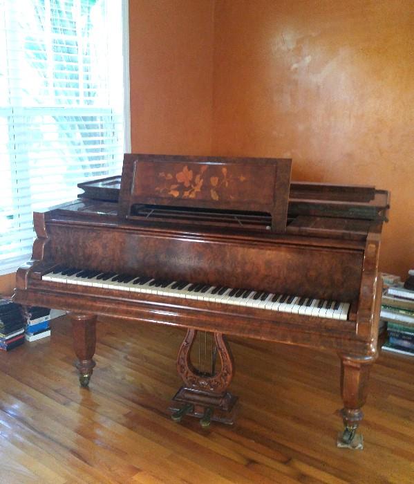 1800c Antique Piano by Srard
