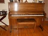 Winter piano & bench