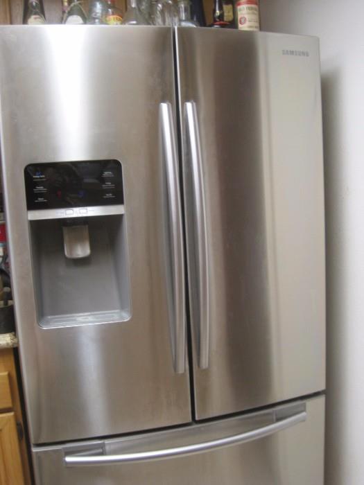STAINLESS REFRIGERATOR, FRENCH DOOR, BOTTOM PULL OUT FREEZER