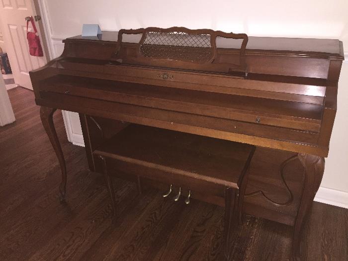 Cable piano - Fruitwood 