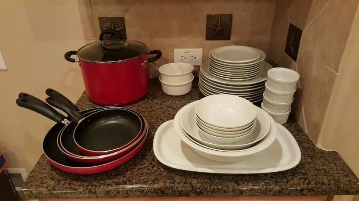 Kitchen Pots & Dishes