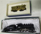 More Choice HO Train Engine and All Brass Bay Window Caboose