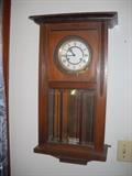 WALL CLOCK WITH BEVELED GLASS