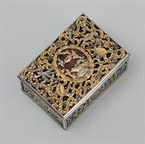 Louis XV Patch Box
Silver Gilt and Enameled, circa 1765  BID ON-LINE: www.fairfieldauction.com