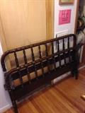 Jenny Lind Style spindle Full size head, foot and side boards.