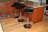 TWO CONTEMPORY BAR STOOLS, CHROME BASE