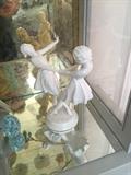 White Porcelain figurine - Hutschenreuther Kunstabteilung Selb - Dancing Girls 1930's-1940's no chips or cracks