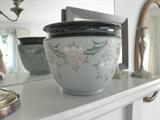 English pottery jardiniere