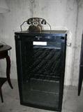 NEW,36 BOTTLE WINE COOLER,