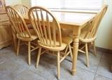 Cute dining table and 6 chairs