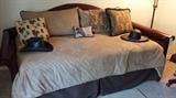 Trundle Daybed, opens to king bed