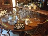 Gary Player golf balls - collectors' set; 1940's set of clear Jeanette Glass dishes