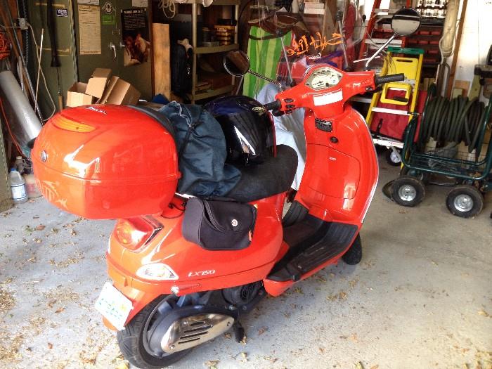 2007 Piaggio Vespa LX150 scooter. Asking $2750 Or Best Offer. Available for pre-sale.