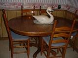Kitchen table, with leaf and 6 chairs