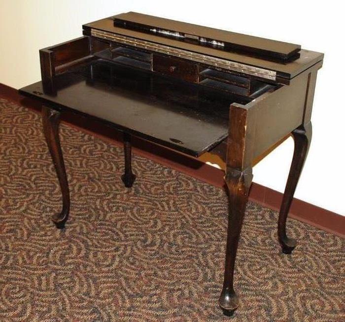 Vintage Mahogany Spinet Desk
